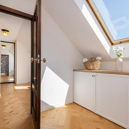 Luxury In A Truly Perfect Location *