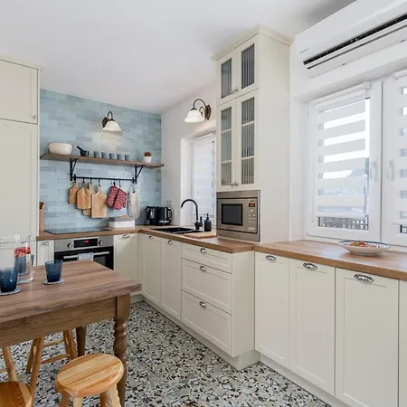 Luxury In A Truly Perfect Location דירה קרקוב